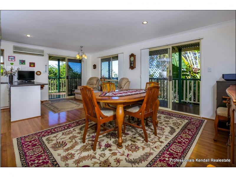 12 Sumatra Court, Tamborine Mountain QLD 4272