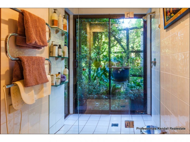 82a Coomera Gorge Drive, Tamborine Mountain QLD 4272