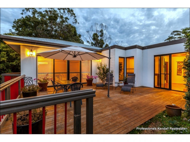 76 Main Western Road, Tamborine Mountain QLD 4272