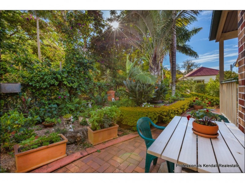 10-12 Justin Avenue, Tamborine Mountain QLD 4272