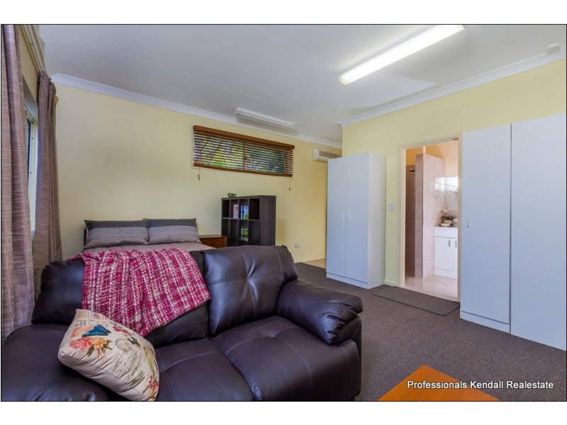 10-12 Justin Avenue, Tamborine Mountain QLD 4272