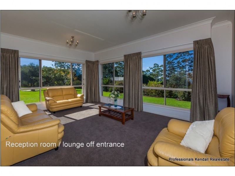 21 St James Ct, Tamborine Mountain QLD 4272