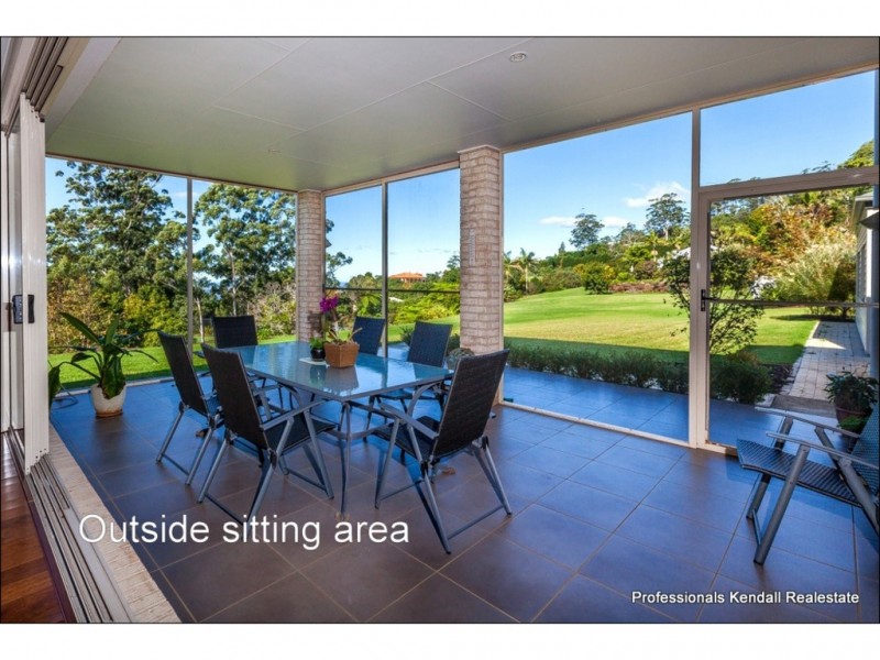 21 St James Ct, Tamborine Mountain QLD 4272