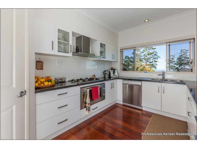 21 St James Ct, Tamborine Mountain QLD 4272