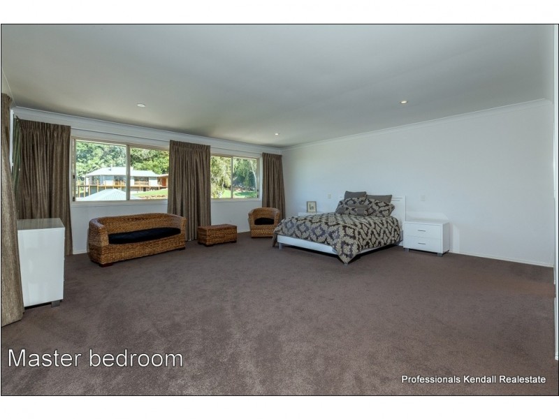 21 St James Ct, Tamborine Mountain QLD 4272
