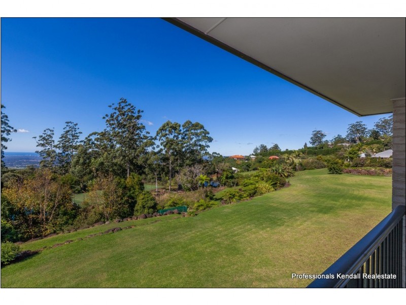 21 St James Ct, Tamborine Mountain QLD 4272
