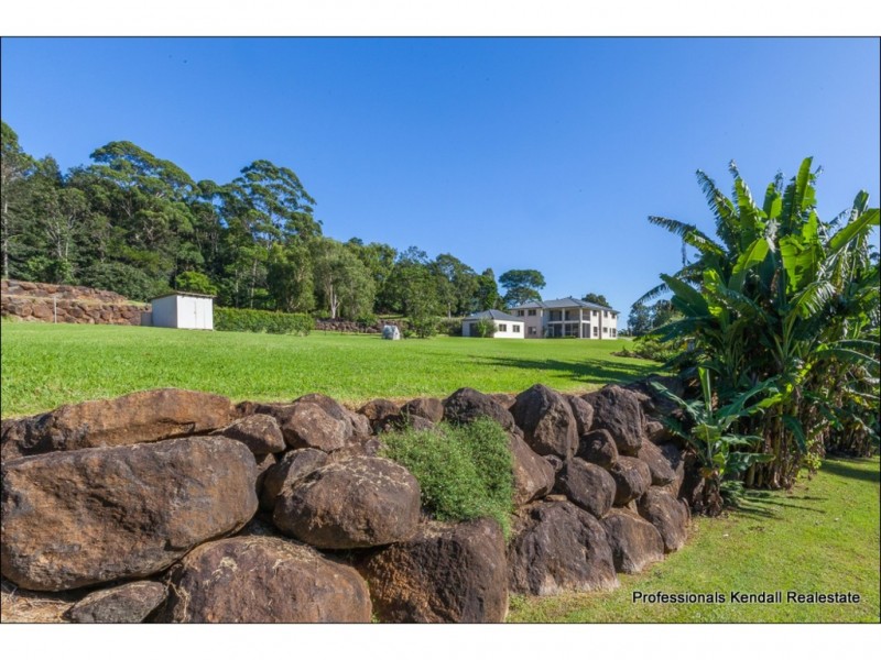 21 St James Ct, Tamborine Mountain QLD 4272