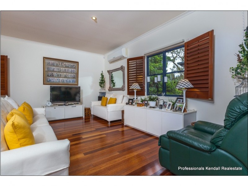 Unit 3/27-29 Capo Lane, Tamborine Mountain QLD 4272