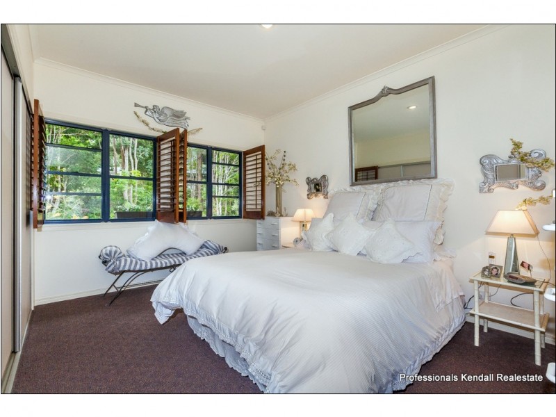 Unit 3/27-29 Capo Lane, Tamborine Mountain QLD 4272