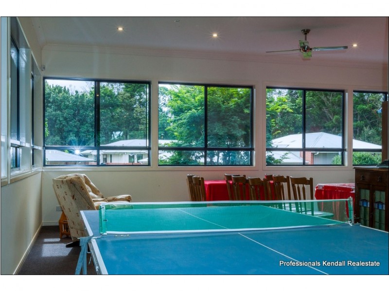 Unit 3/27-29 Capo Lane, Tamborine Mountain QLD 4272