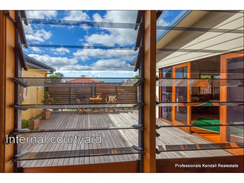 73 Magnetic Drive, Tamborine Mountain QLD 4272