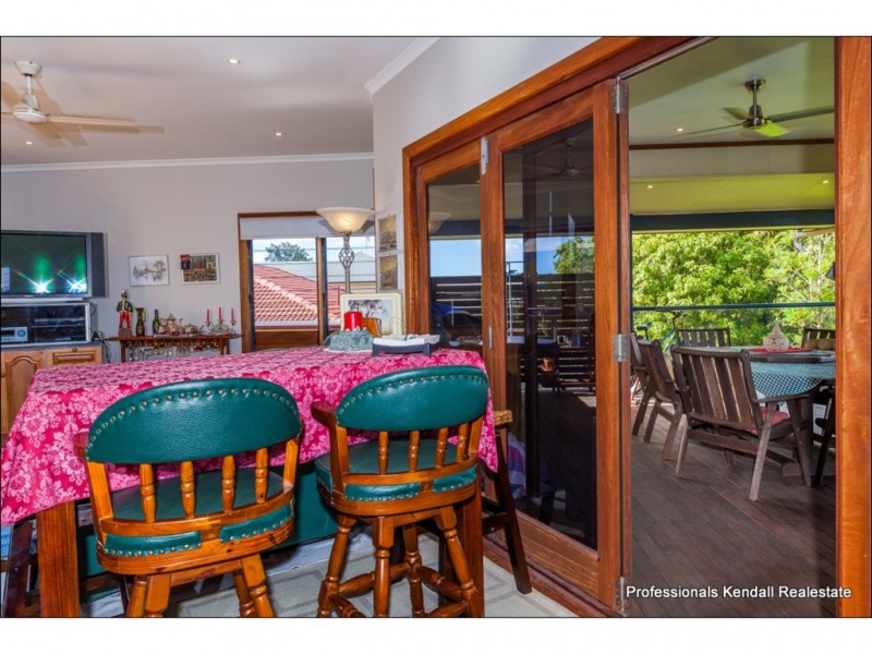 73 Magnetic Drive, Tamborine Mountain QLD 4272