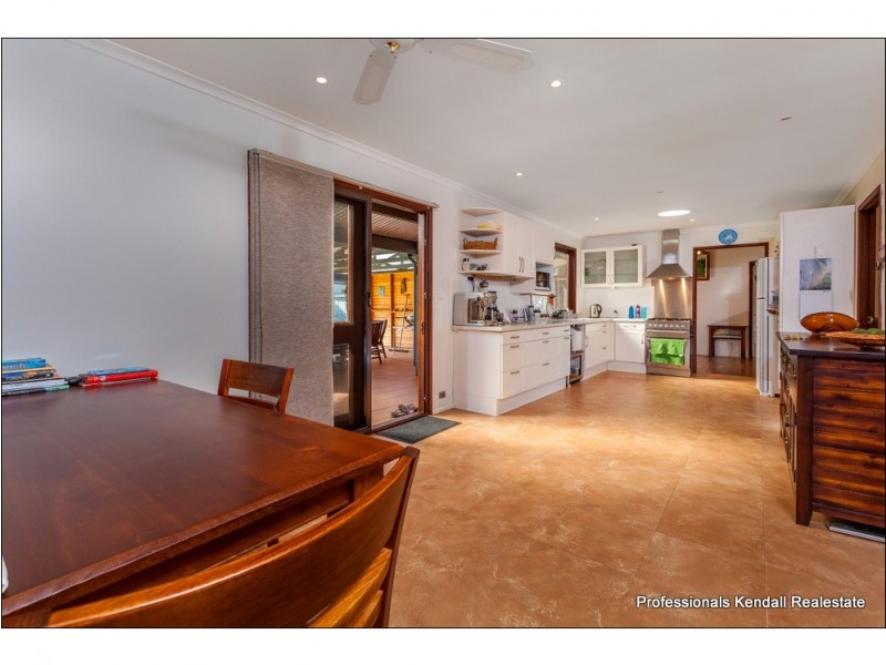 24 Cibola Drive, Tamborine Mountain QLD 4272