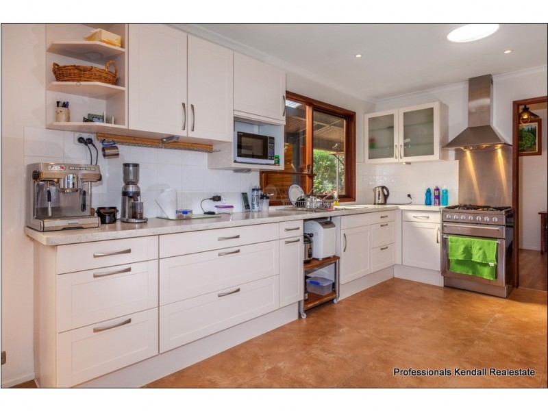 24 Cibola Drive, Tamborine Mountain QLD 4272