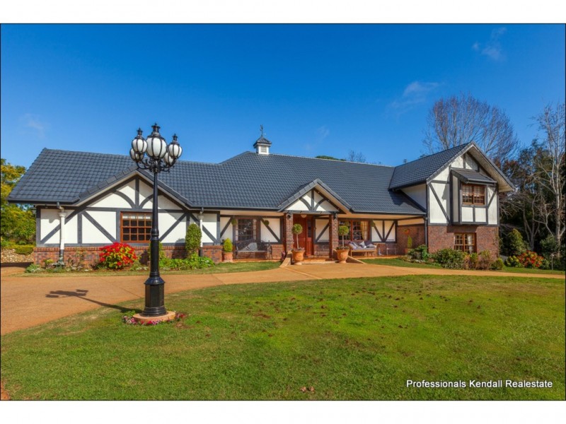 25 Bateke Road, Tamborine Mountain QLD 4272