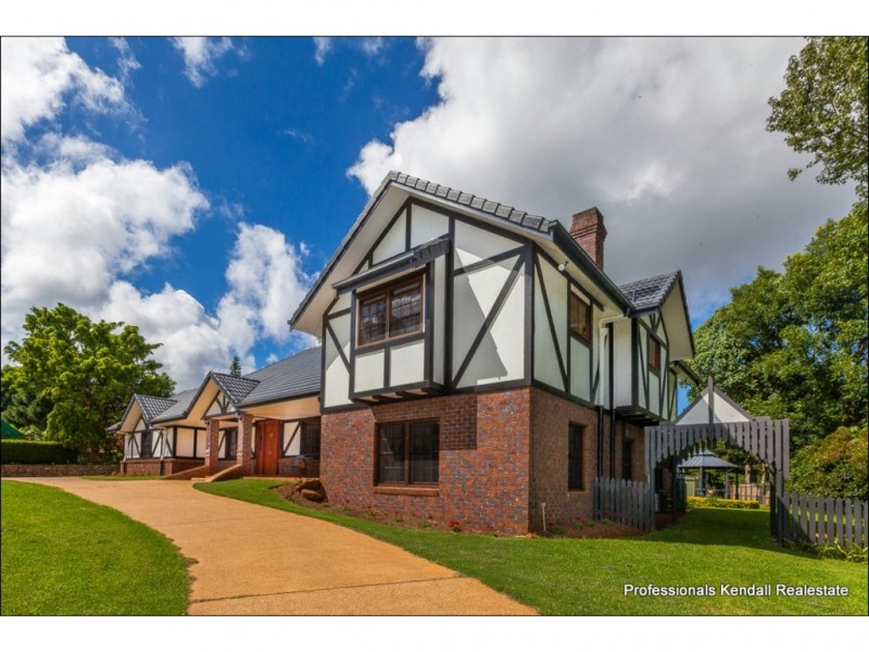 25 Bateke Road, Tamborine Mountain QLD 4272