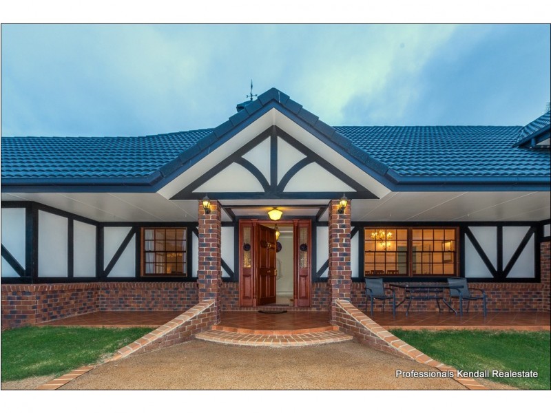 25 Bateke Road, Tamborine Mountain QLD 4272