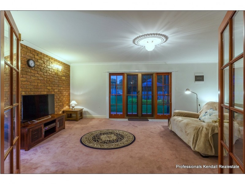 25 Bateke Road, Tamborine Mountain QLD 4272