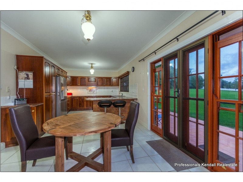 25 Bateke Road, Tamborine Mountain QLD 4272