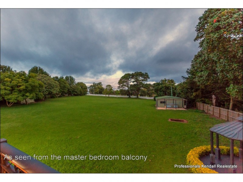 25 Bateke Road, Tamborine Mountain QLD 4272