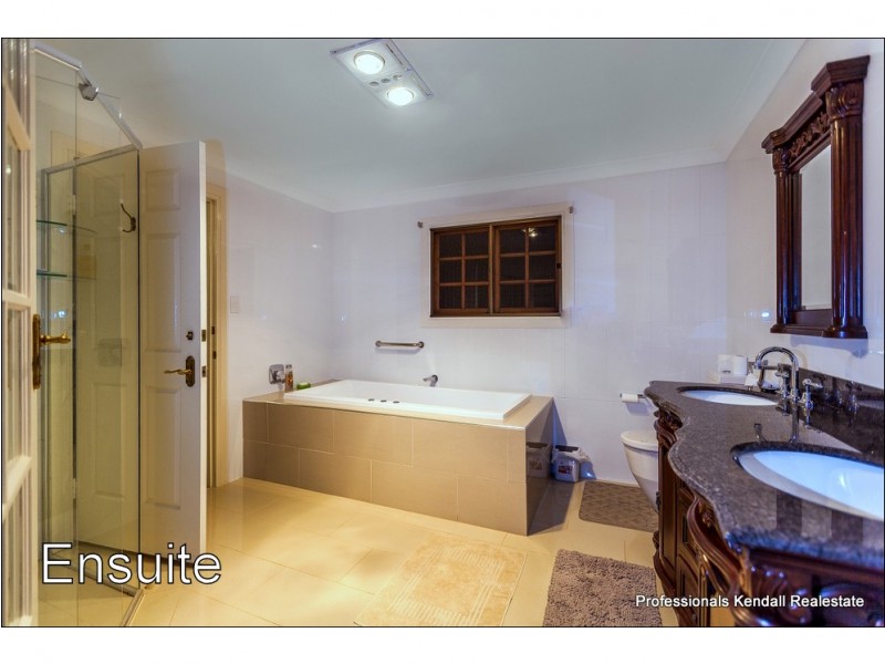 25 Bateke Road, Tamborine Mountain QLD 4272