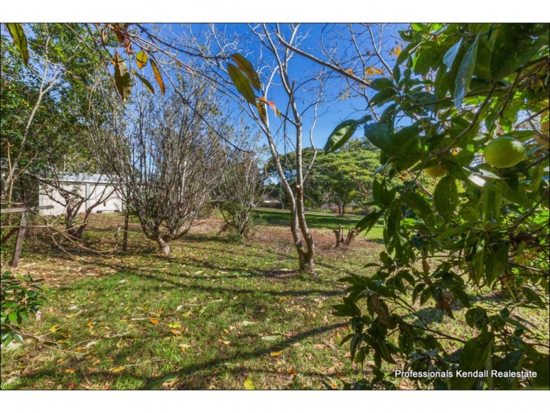 103 Sierra Drive, Tamborine Mountain QLD 4272