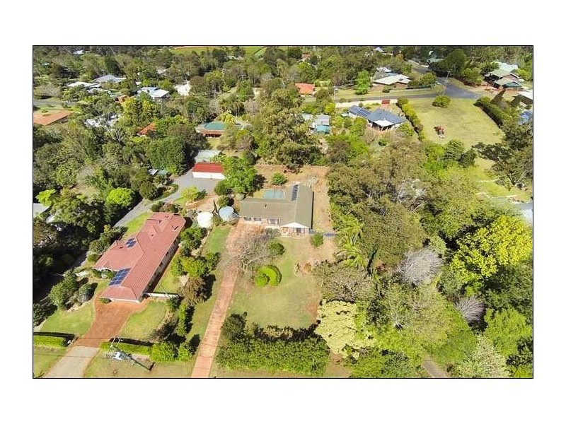 67 Sierra Drive, Tamborine Mountain QLD 4272