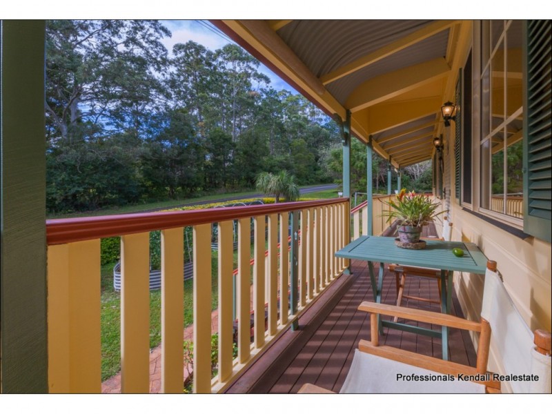238 Beacon Road, Tamborine Mountain QLD 4272