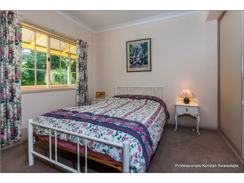 238 Beacon Road, Tamborine Mountain QLD 4272