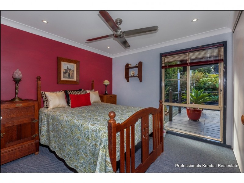 5 Ocola Ct, Tamborine Mountain QLD 4272
