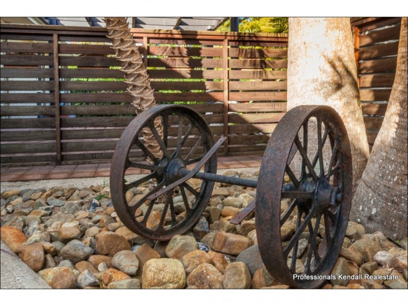 5 Ocola Ct, Tamborine Mountain QLD 4272