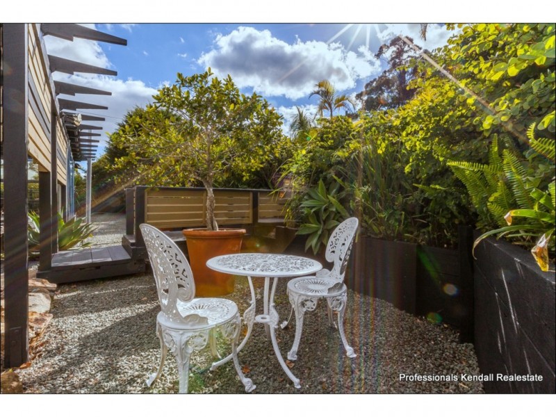 5 Ocola Ct, Tamborine Mountain QLD 4272