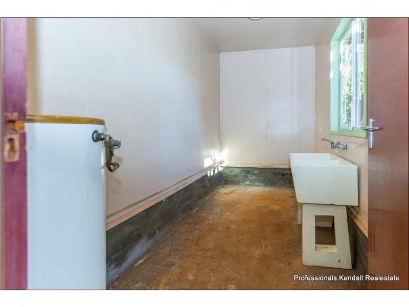 16 Southport Av, Tamborine Mountain QLD 4272