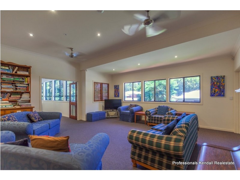 Unit 9 / 40 Yuulong Lane, Capo Di Monte, Tamborine Mountain QLD 4272
