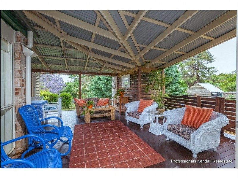 20 Ben Nevis Street, Tamborine Mountain QLD 4272