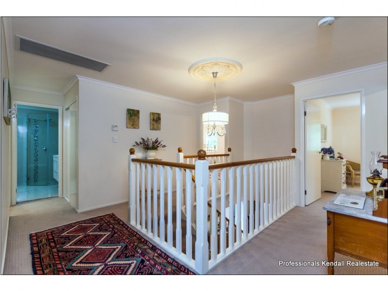 20 Ben Nevis Street, Tamborine Mountain QLD 4272