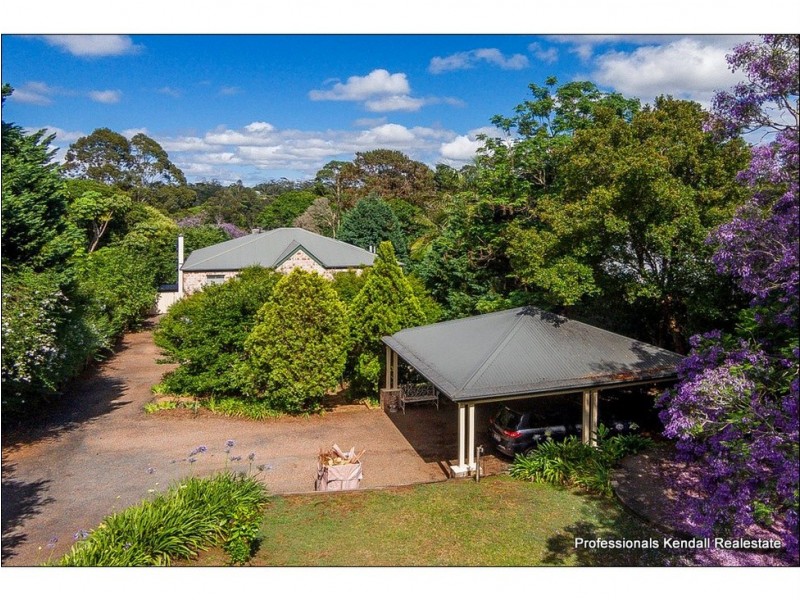 20 Ben Nevis Street, Tamborine Mountain QLD 4272