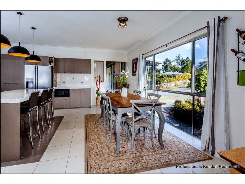 18 Nabberu Street, Maudsland QLD 4210