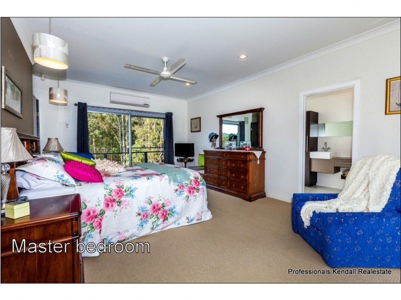 18 Nabberu Street, Maudsland QLD 4210