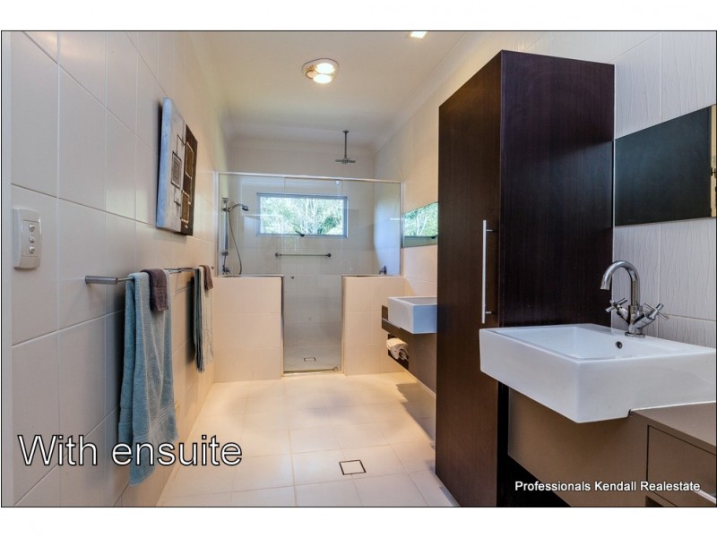 18 Nabberu Street, Maudsland QLD 4210