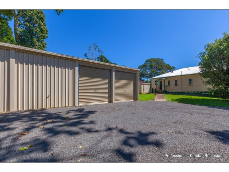 135 Eagle Heights Road, Tamborine Mountain QLD 4272