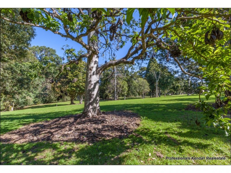 Lot 2 / 135 Eagle Heights Road, Tamborine Mountain QLD 4272