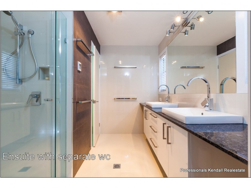 38 Coomera Gorge Drive, Tamborine Mountain QLD 4272