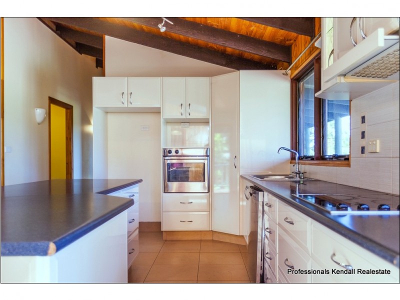 123 Licuala Dr, North Tamborine QLD 4272