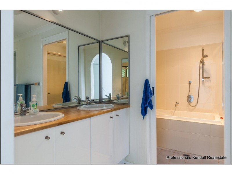 69 Sierra Drive, Tamborine Mountain QLD 4272