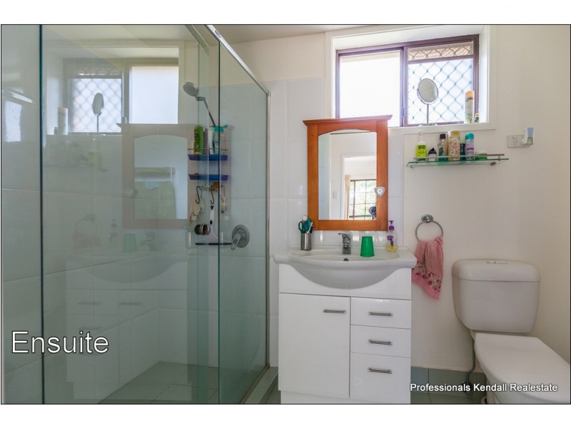 69 Sierra Drive, Tamborine Mountain QLD 4272