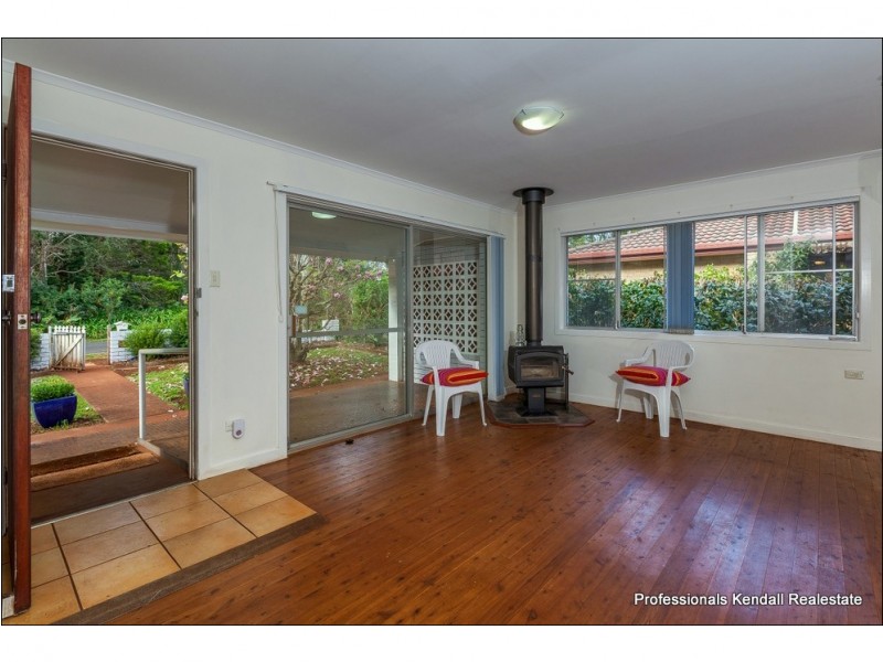 16 Capo Lane, Tamborine Mountain QLD 4272