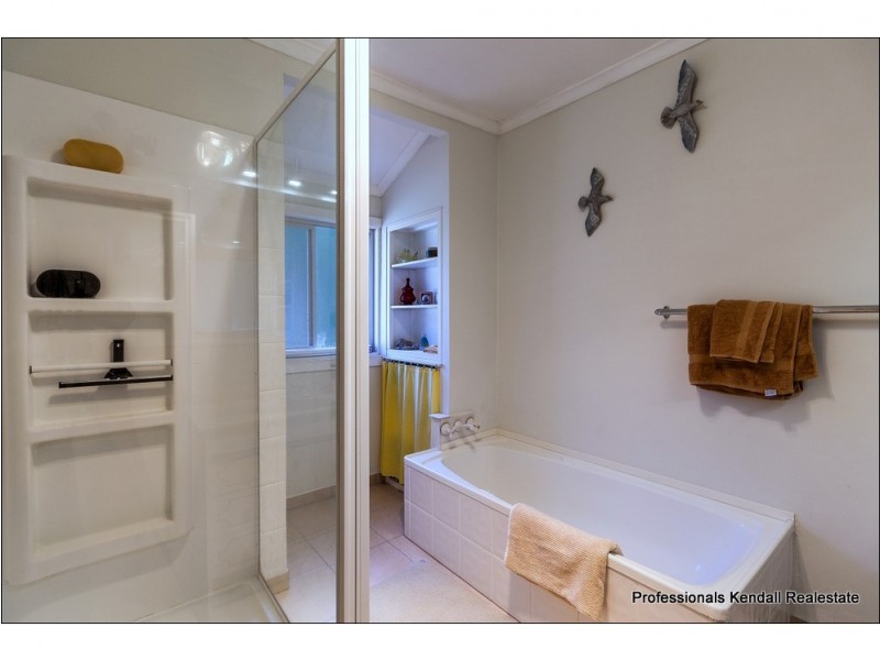 160 Wongawallan Drive, Wongawallan QLD 4210