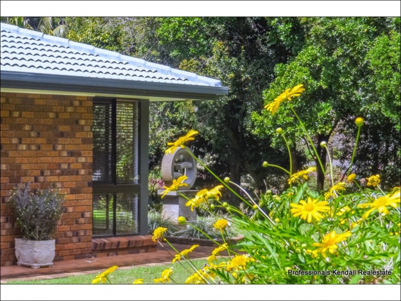 21 Freemont Drive, Tamborine Mountain QLD 4272