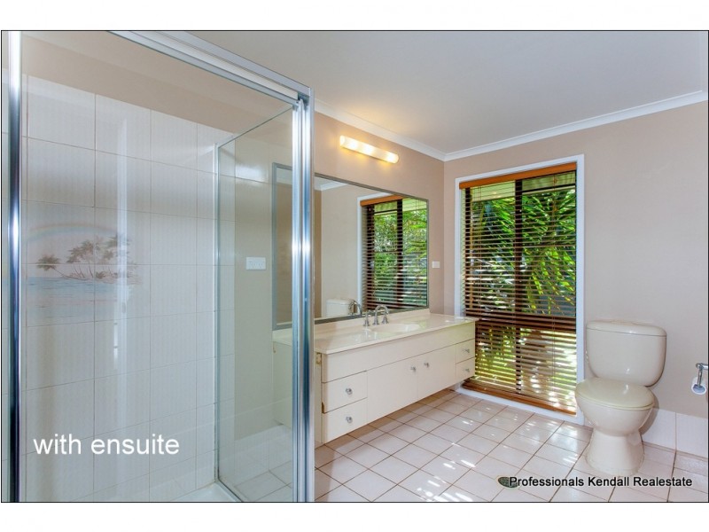 21 Freemont Drive, Tamborine Mountain QLD 4272